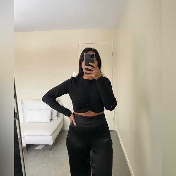 🛍️NEW ZARA KNIT CROP TOP THE PERFECT BASIC - Picture 1 of 4